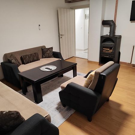 Dino Sarajevo Apartment Bagian luar foto